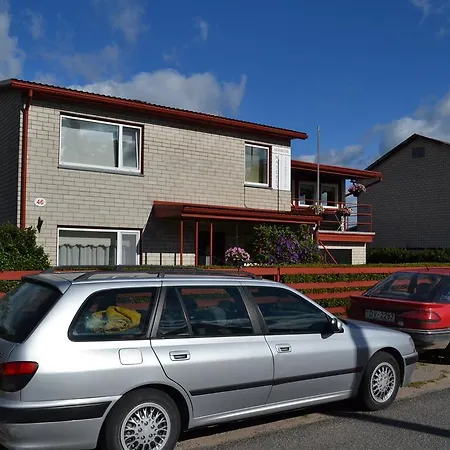 Nooruse Majutus Kuressaare